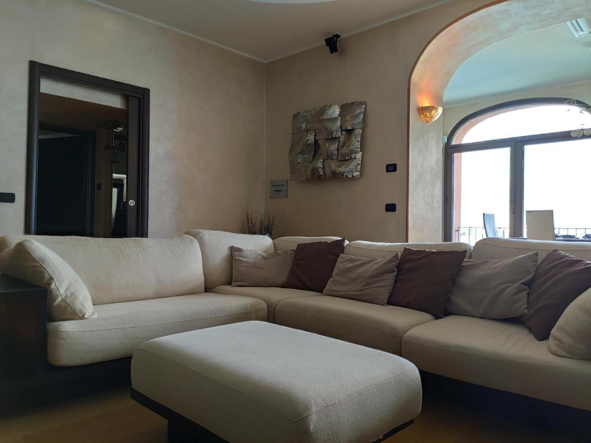 Bellagio Lakeside Apartment Kültér fotó